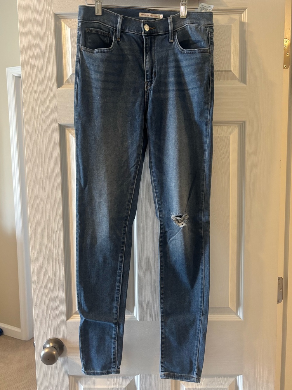Levi's 720 high rise super skinny jean